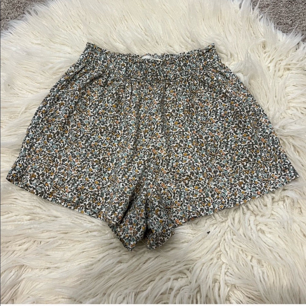 Abercrombie Floral Pull On Shorts